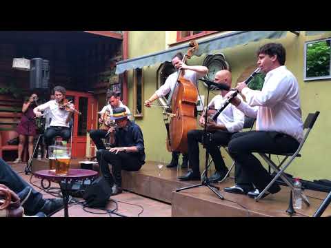 MuziKafe Ptuj - MOMENTO CIGANO IN VLADO KRESLIN - Reka - Arsana 2020