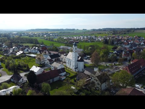 Aufbau des Maibaums in Affing – Bayern | Ein fesselnder Rückblick
