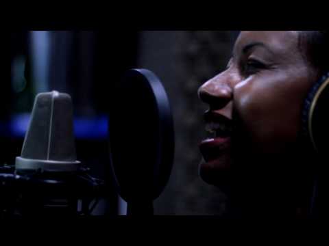 Sambadô Dos Griot´s - Cantora Lagbará Aiyabà (Video clipe oficial)