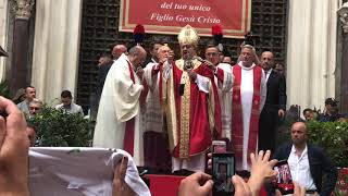 san-gennaro-10-04-il-sangue-si-e-sciolto-il-santo-ci-ama