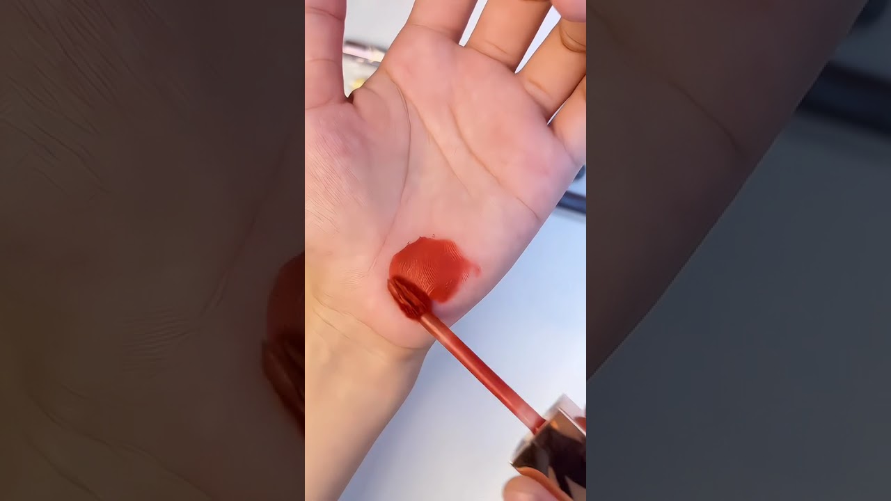 Cọ đánh son môi