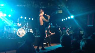 Reverse This Curse - Falling In Reverse (Live)