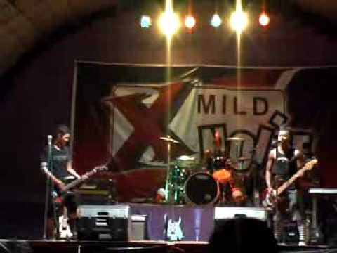 SETAN GUNDUL local heroes (punk java)