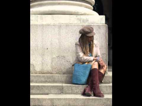 Alone Again by Juliet Kelly - UK Singer & Songwriter