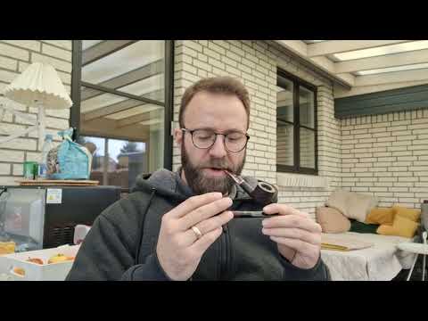 Neue Dunhill-Pfeife. Geschichte der Dunhill-Pfeifen.