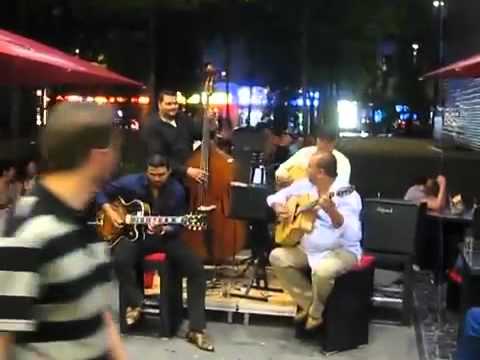 Django Deluxe Reperbahn