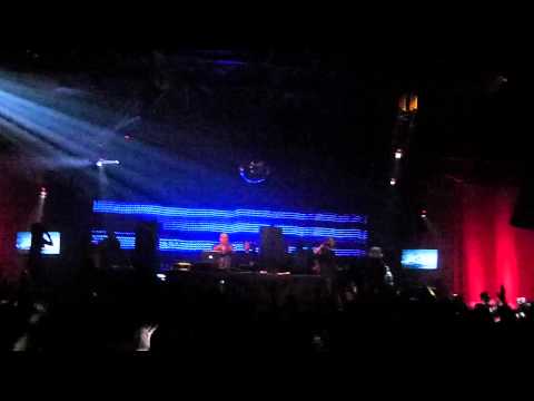 John O'Callaghan - Find Yourself (Cosmic Gate Remix) @ Circus Disco 3-13-11