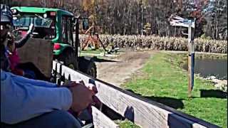 preview picture of video 'Fall in New England: Pumpkin Patch and Hayride'