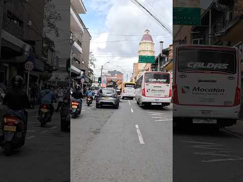 Así es Caldas Antioquia 🛵🔥 #colombia