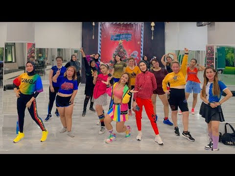 KAREMOUS | MAKASIH SO PERNAH ADA BIAR CUMA BEKENG SOE | Tiktok Viral | Choreo Zin Stevani