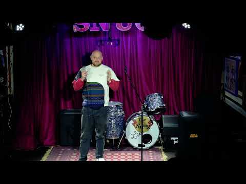5 minutes at Comedy Vault Showcase