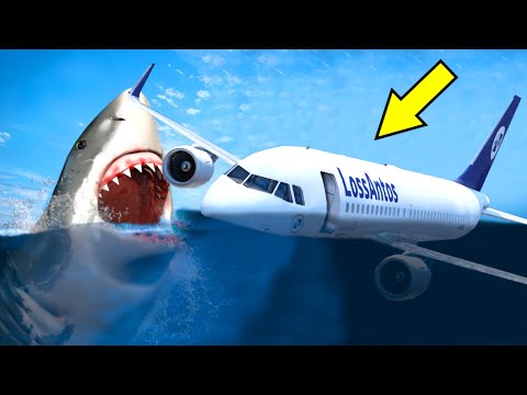 Megalodon Shark Attack Crashed Plane On The Water In GTA 5 (Emergency Landing On Water)