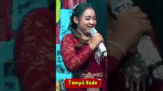 Download lagu Niken Salindry Tampil Beda #nikensalindri mp3