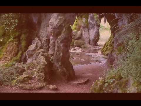 CIALYN - Back To Secret Garden