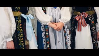 Siebenbürgisch-Sächsische Trachten: Pflegen, Verpacken und Aufbewahren