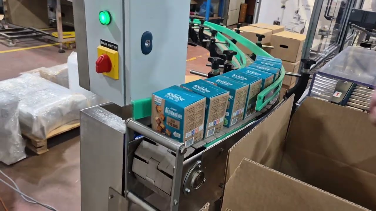 Fully integrated turnkey packaging line incld. robotic palletizer קו אריזה משולב כולל ממשטח רובוטי