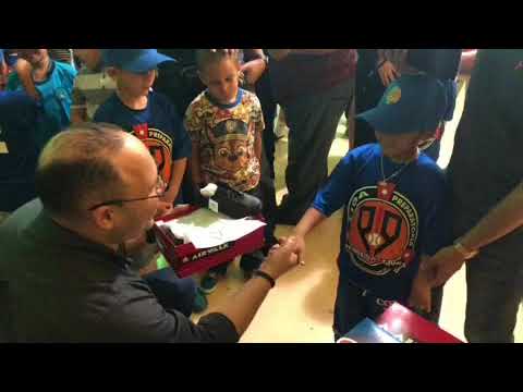 Doação de calçados Payless ShoeSource - Manati, Porto Rico