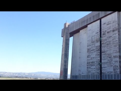 TheDailyWoo - 979 (3/7/15) Massive WW2 Hangars