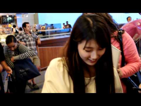 110911 Miss A @ LAX Airport Part 1