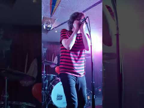 The Gruesomes '1-2-5' LIVE