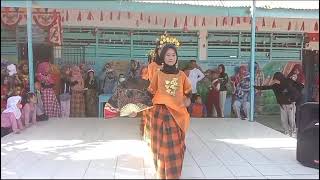 Download lagu tarian tulolonna sulawesi SD INPRES BTN IKIP 1 MAKASSAR mp3 Download lagu tarian tulolonna sulawesi SD INPRES BTN IKIP 1 MAKASSAR mp3