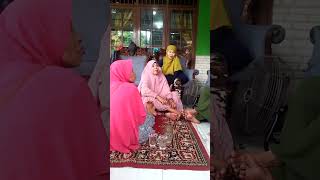 Download lagu ustadz Akri ngerumpi with emak2 #keluarga mp3