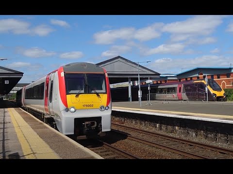 Great Western Railway GWR Class 175 175002 departing from Newton Abbot - 5D08 1519 NTA-Laira 23/6/25