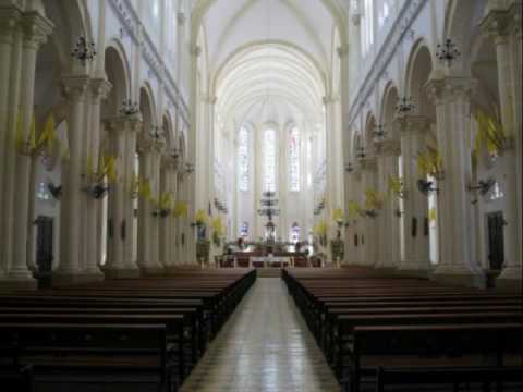 El Halibo - Kretyen Leve Kanpe (Chant Catholique En Creole)