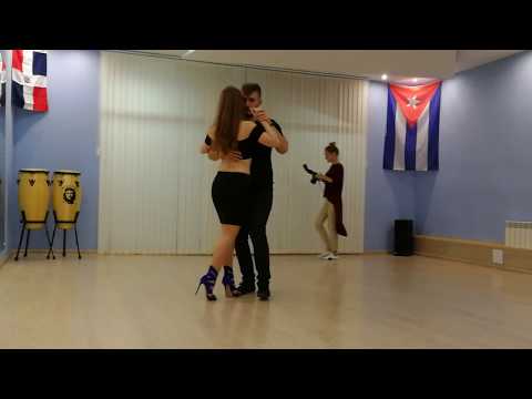 UDW Tyumen 2017-09-16 -  Alex Turuta & Yuliya WolFoX Volkova - UrbanKiz Flow & Elegant