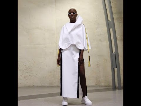 Leila Akinyi "AFRO SPARTANA" (weil ich schwarz bin) - offizielles Video