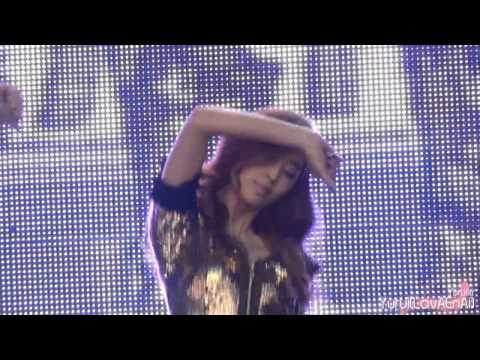[Fancam] 110417 SNSD Yuri - Run Devil Run @ Angel Price Music Festival