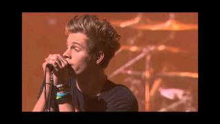 5 Seconds Of Summer - Heartbreak Girl live from The Itunes Festival