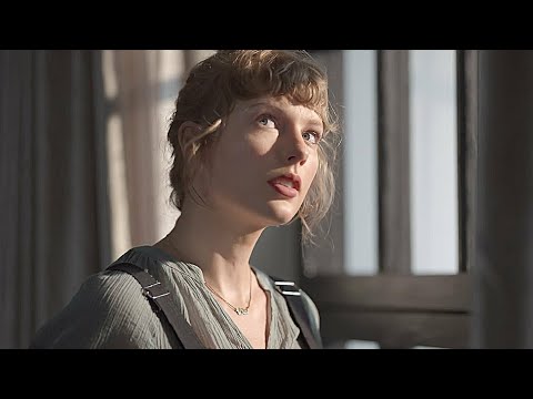Taylor Swift Commercial for Capital One Bank : cardigan