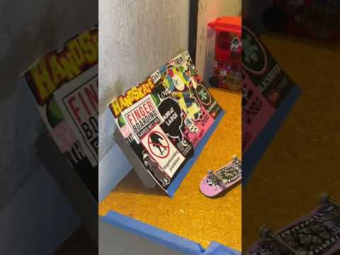 DIY FINGERBOARD SKATEPARK! 🛹🔥 #shorts