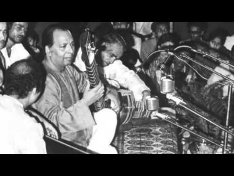 Ustad Vilayat Khan Saheb... Raag Saazgiri on Sitar.