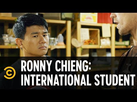 國際學生如何愛上珍珠奶茶？(Discovering the Joy of Bubble Tea - Ronny Chieng: International Student)