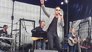 Nathan Carter:Wanna Dance:live @ Ballymore Country Festival 2016