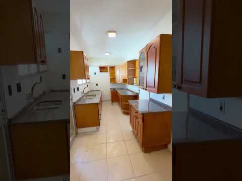 Video de YouTube - Apartamento en Alquiler de 4 dormitorios  en Punta Carretas, Montevideo