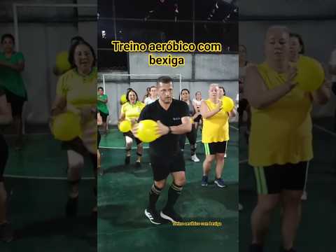 Treino aeróbico com bexiga #maturidade #melhoridade #zumba #treino #forrozão #viraliza #ritmo