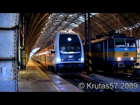 Ešus odjíždí z hlaváku II