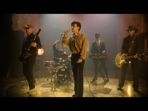 Kinky - El Paso Del Gigante (Video Oficial)