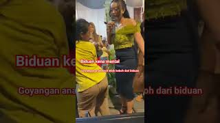 Download lagu biduan kena mental kalah goyang sama bocil #dangdut #briannada #ambyar #bocil #wedding #shorts mp3