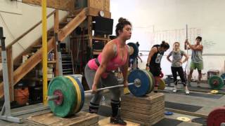 Ali Ludwig PR 130kg/286 lb clean from blocks