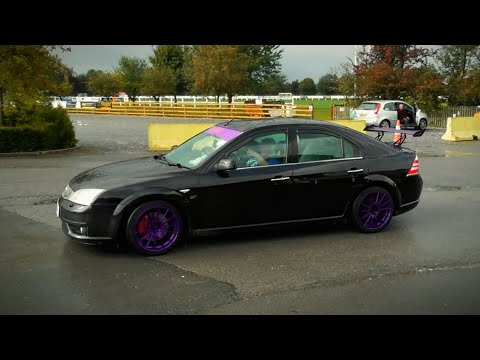 Ford Mondeo ST220: Drehzahl und Beschleunigung beim Verlassen einer Autoausstellung!!