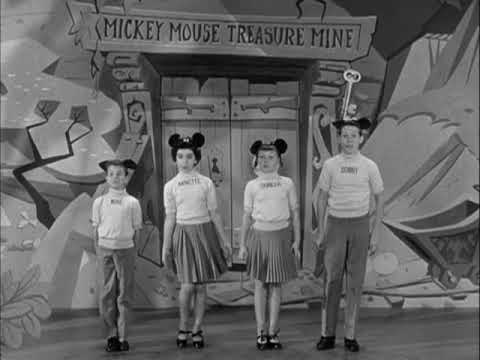 Mickey Mouse Club S1 - Mousekartoon Intro (Mike, Annette, Doreen, Bobby)