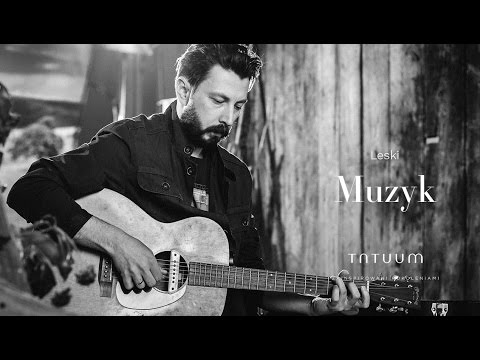 Muzyk i wokalista Leski w kampanii TATUUM wiosna / lato 2017