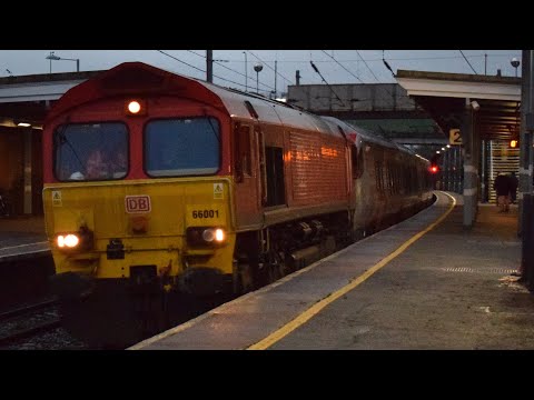 66001 shoots through Stowmarket dragging Greater Anglia’s 755407 with 5Q99 - 29/11/18