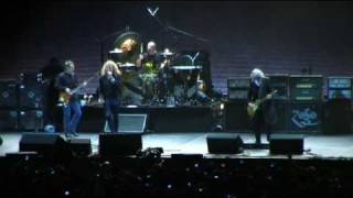 Led Zeppelin - Good Times Bad Times with Intro Live at the O2 Arena Reunion Concert