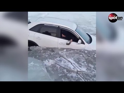 Rettungsversuche scheitern: Mann bricht mit Auto ins Eis ein