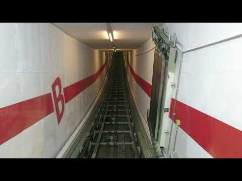 Längster, privater Schrägaufzug der Schweiz - Talfahrt